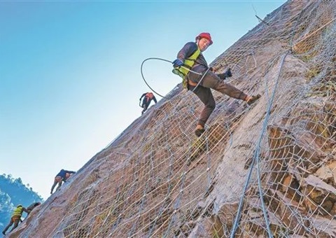 宁可十防九空 不可失防万一——广西推进地灾“隐患点+风险区”双控管理县级试点